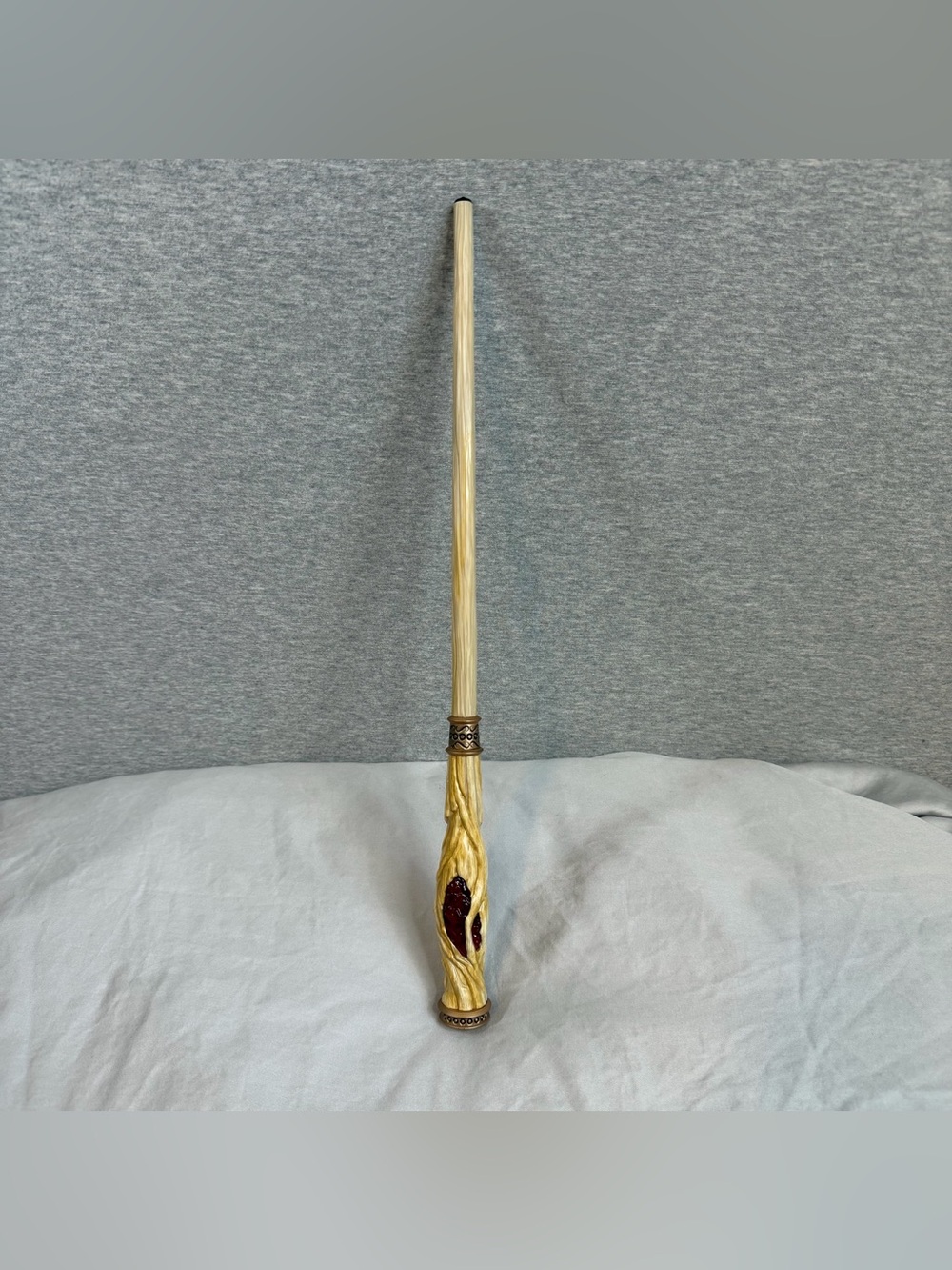 Universal Studios EPIC 2ND Gen 2025 Interactive Wand Red Gem Harry Potter